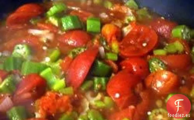 Okra y Tomates