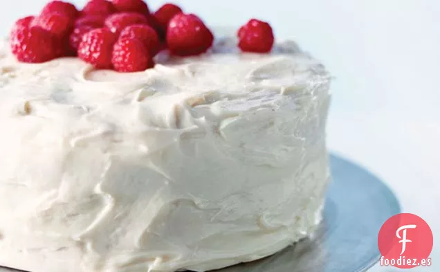 Pastel de Chocolate Blanco y Frambuesa