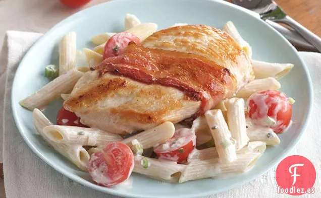 Pollo Cremoso con Tocino y Penne