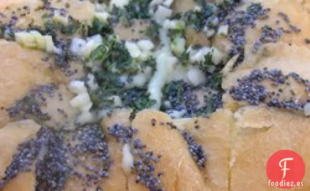 Pan de Semillas de Amapola con Queso