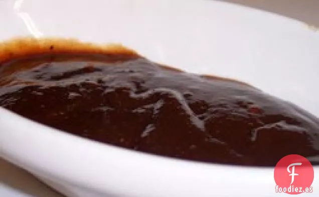 La famosa salsa de barbacoa Midnight Grill de Grant