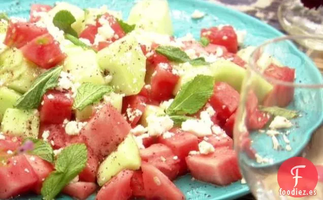 Brochetas de Sandía, Queso Feta y Menta con Zumaque