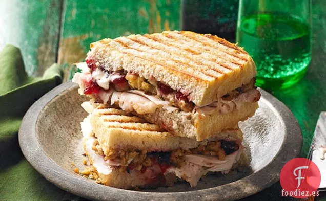 Panini de Relleno y Pavo Sobrante