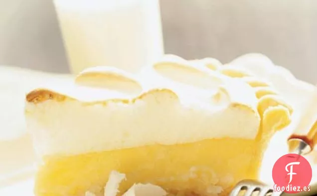 Pastel de Merengue con Crema de Coco