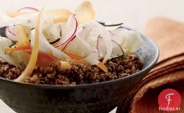 Ensalada de Quinua a Limón con Verduras Afeitadas