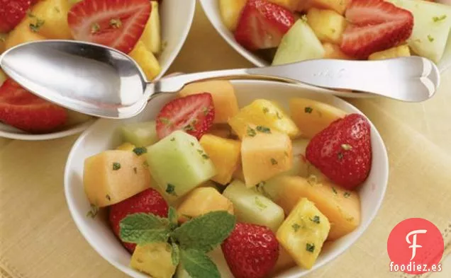 Ensalada de Frutas con Limón Y Miel Acuñada