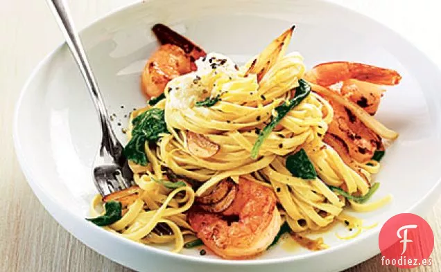 Linguini de camarones con Ricota, Hinojo y Espinacas