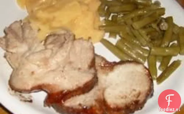 Paletilla de Cerdo Asada con Salsa de Granada