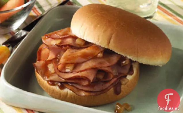 Sándwich de Jamón Afeitado y Barbacoa