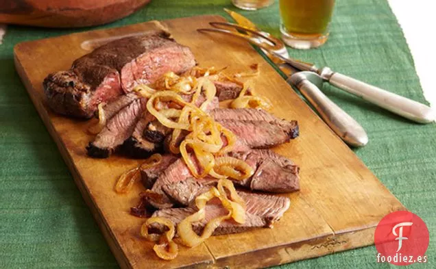 Carne Marinada con Cebollas Caramelizadas