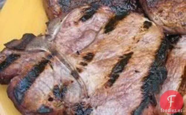 Chuletas de Cerdo a La Parrilla con Infusión de Vino