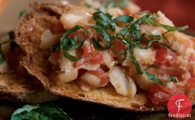 Bruschetta de Tomate y Frijoles