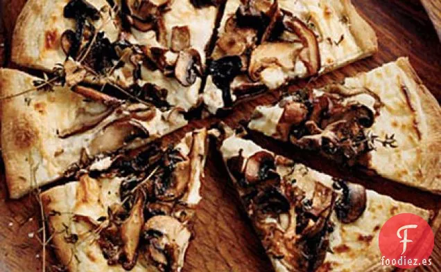 Pizzas de Bechamel con Queso de Cabra y Champiñones