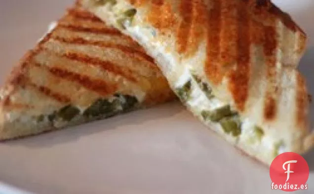 Sándwich de Queso a la Parrilla con Popper de Jalapeño