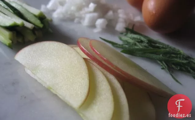 Tortilla de Calabacín de Salvia y Manzana