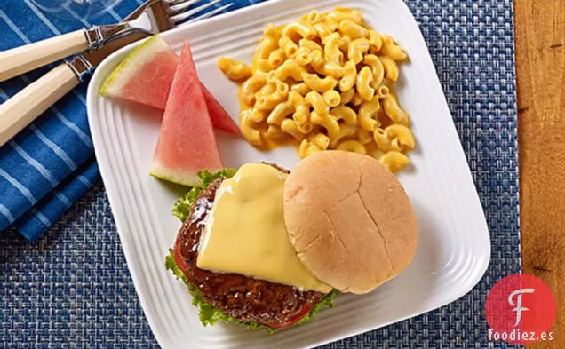 Hamburguesas con Queso a la Barbacoa con Cena de Macarrones y Queso de Lujo