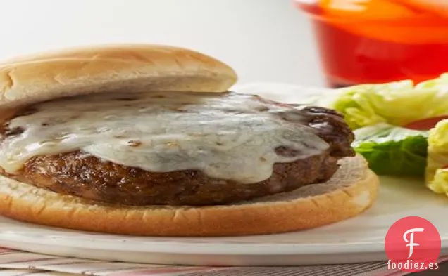 Hamburguesas con Sartén de Cinco Quesos