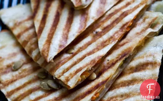 Ensalada de Repollo de zanahoria y Calabacín con Semillas Especiadas
