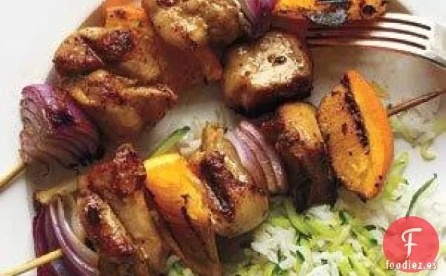Brochetas De Pollo A La Parrilla Y Naranja Con Receta De Arroz Con Calabacín