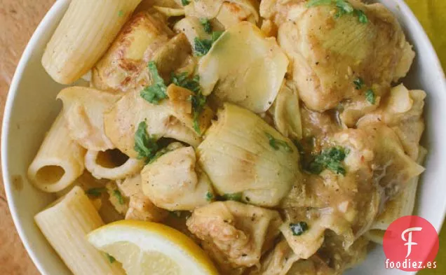 Pollo Y Alcachofas En Salsa De Vino