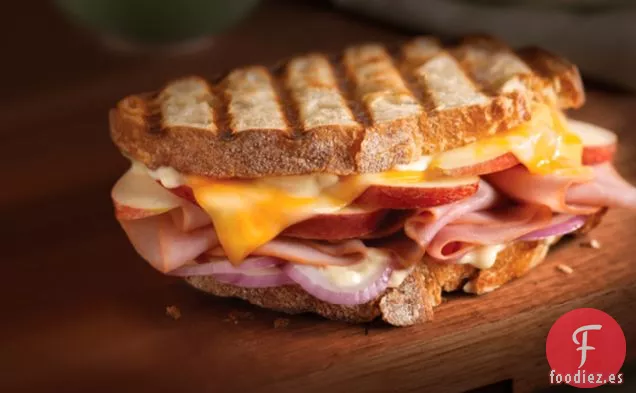 Panini de Manzana y Jamón con Queso