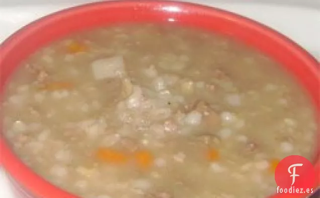 Sopa Cremosa de Cebada con Champiñones de Res en una Olla de cocción Lenta