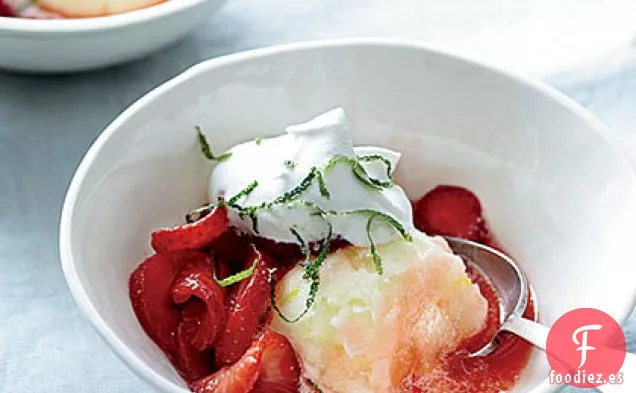 Fresas con Miel y Lima con Crema Batida