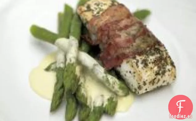 Alcachofas Al horno En Bandeja Con Almendras, Pan Rallado Y Hierbas