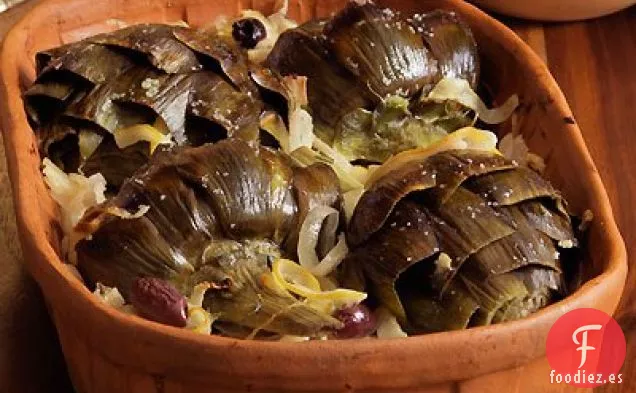 Alcachofas Al Horno Con Cebolla, Limón, Aceitunas Kalamata y Romero