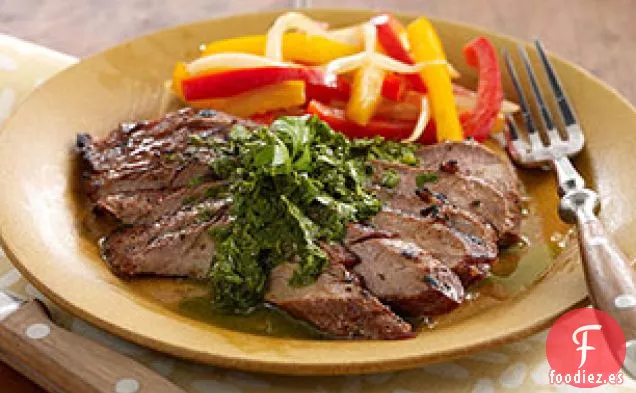 Carne Marinada con Salsa Chimichurri