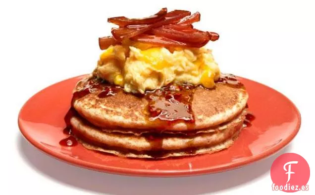 Tortitas Integrales Con Huevos y Tocino