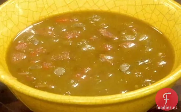 Sopa de Guisantes Partidos de Cocción Lenta con Chorizo
