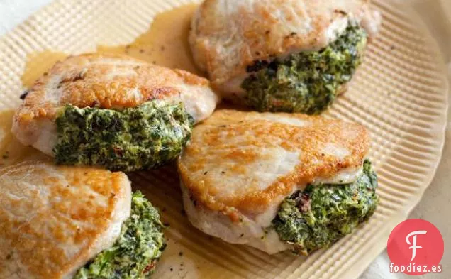 Chuletas de Cerdo Rellenas de Tomates Secados al Sol y Espinacas