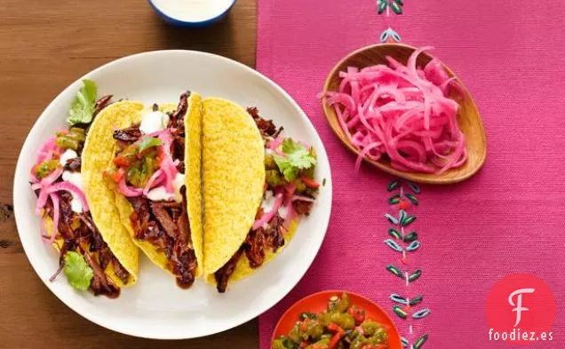 Tacos de Costilla Corta de Chile Rojo