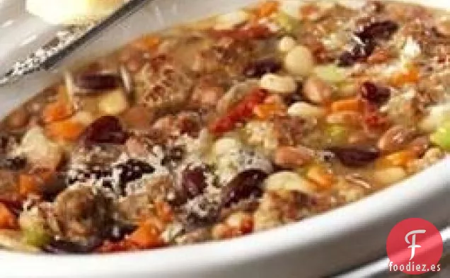 Estofado de Frijoles con Salchichas