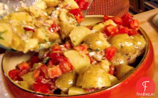 Ensalada Tibia de Patata y Tomate con Vinagreta de Dijon