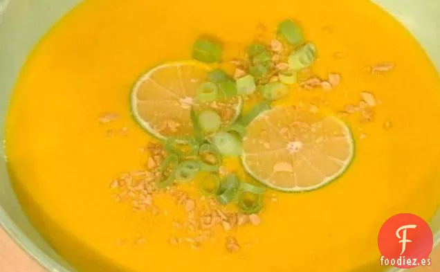 Sopa Fría de Zanahoria al Curry y Leche de Coco