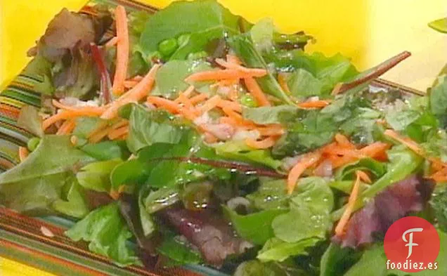 Ensalada de Primavera de Guisantes y Zanahorias