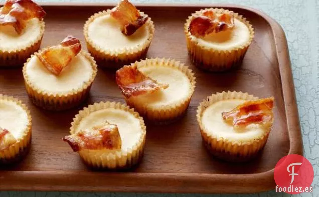 Mini Pastel de Queso con Tocino