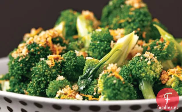 Brócoli con Migas de Limón