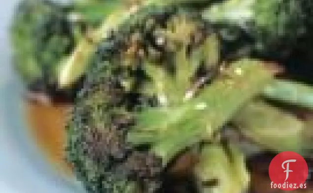 Brócoli Con Soja, Vinagre De Arroz Y Semillas De Sésamo