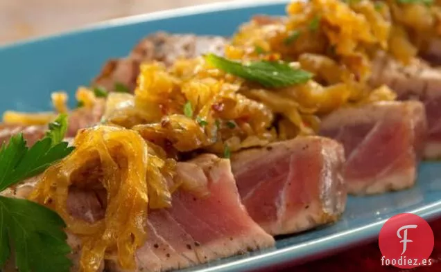 Atún a la Parrilla con Cebolla Caramelizada, Canela y Menta