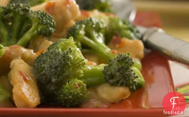 Pollo y Brócoli de General Tso