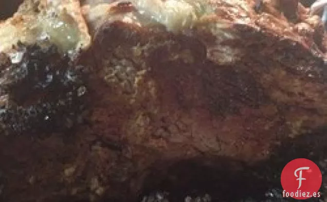 Costilla de Primera Calidad Asada con Sal de Roca