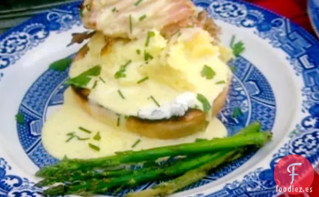 Parrilla de Huevos Benedict
