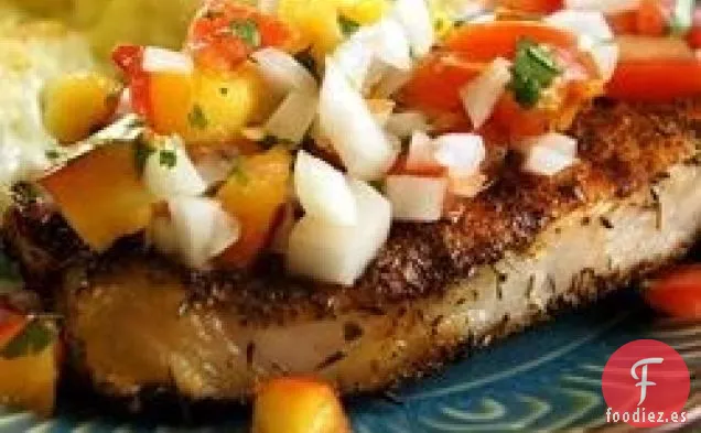 Chuletas de Cerdo a la Parrilla con Salsa de Nectarina Fresca