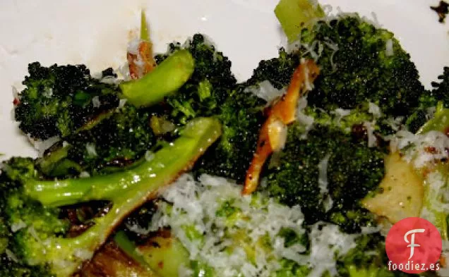Brócoli Asado Con Ajo Y Parmesano Reggiano