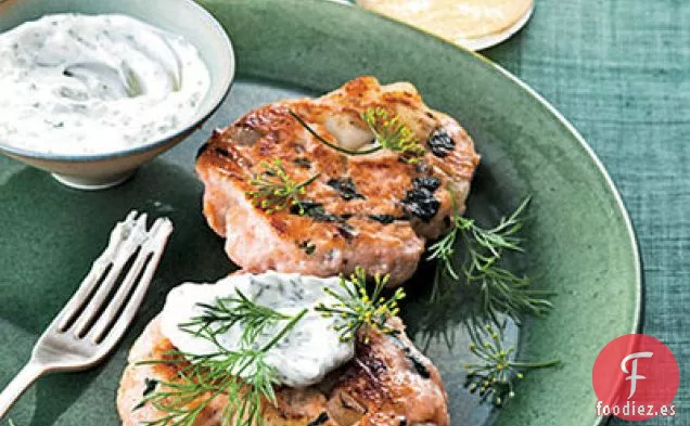 Pollo Asado con Glaseado de Pimienta de Arce y Batatas