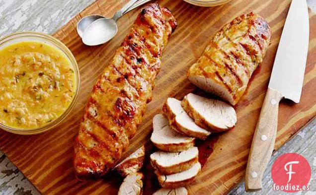 Lomo de Cerdo a la Parrilla a la Rodríguez con Glaseado de Guayaba y Mojo de Naranja-Habanero