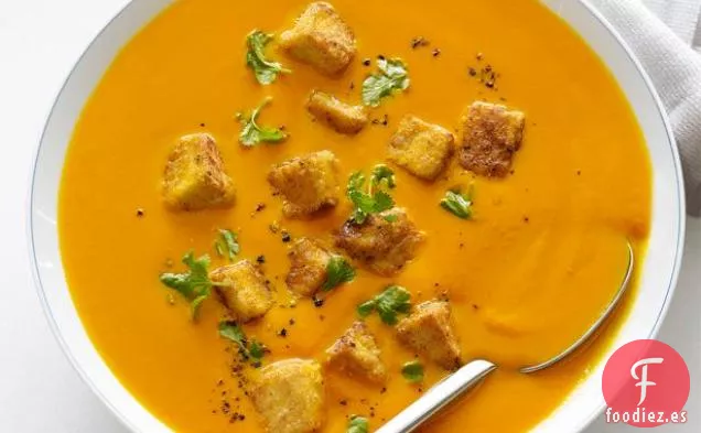 Sopa de Zanahoria y Jengibre con Tofu